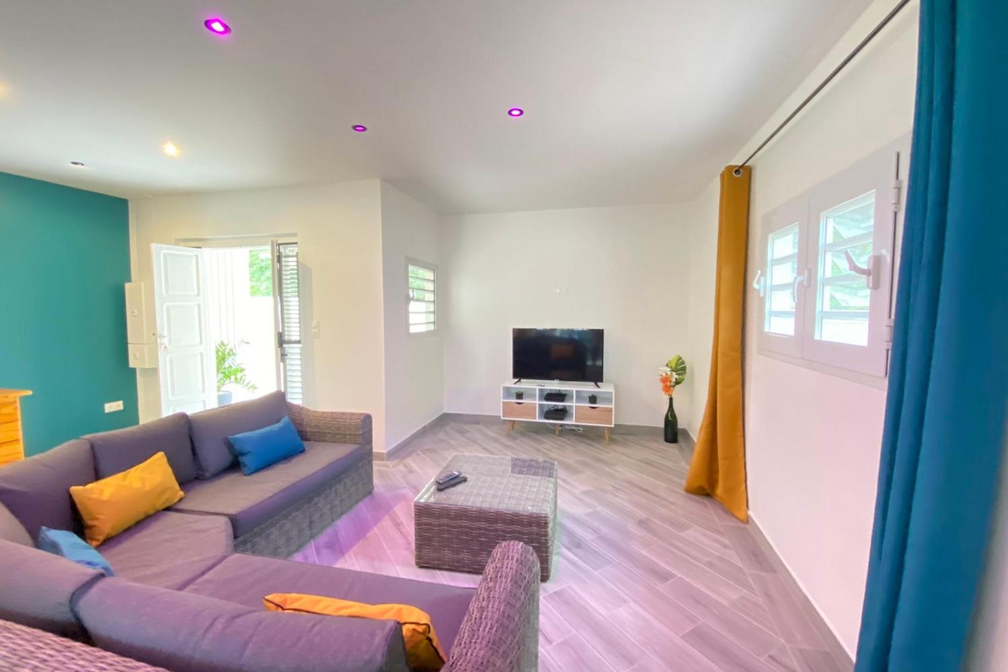 972M Beautiful Air-Conditioned Villa With Garden Le Carbet Exterior photo